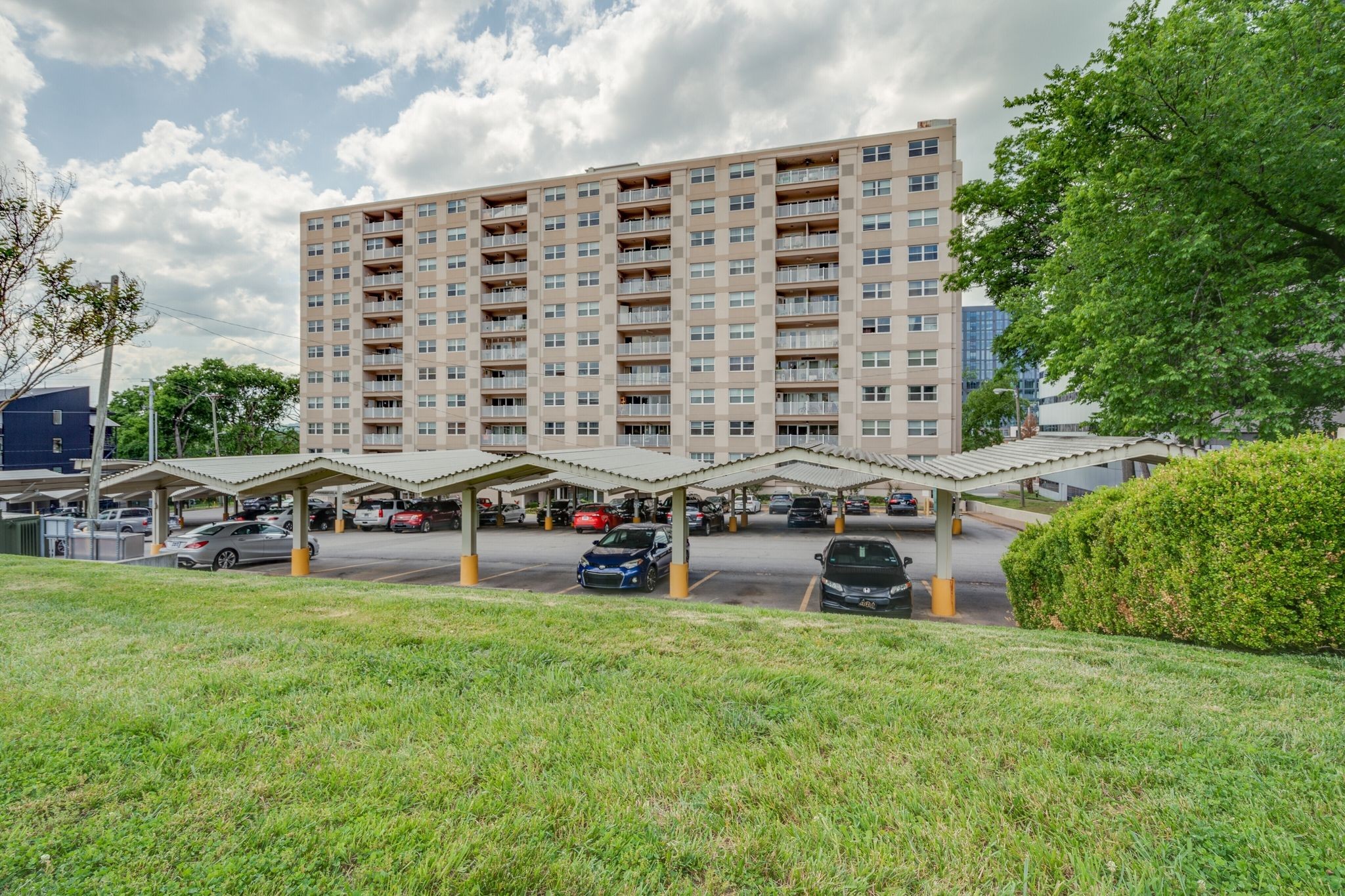 3415 West End Avenue Nashville TN 37203