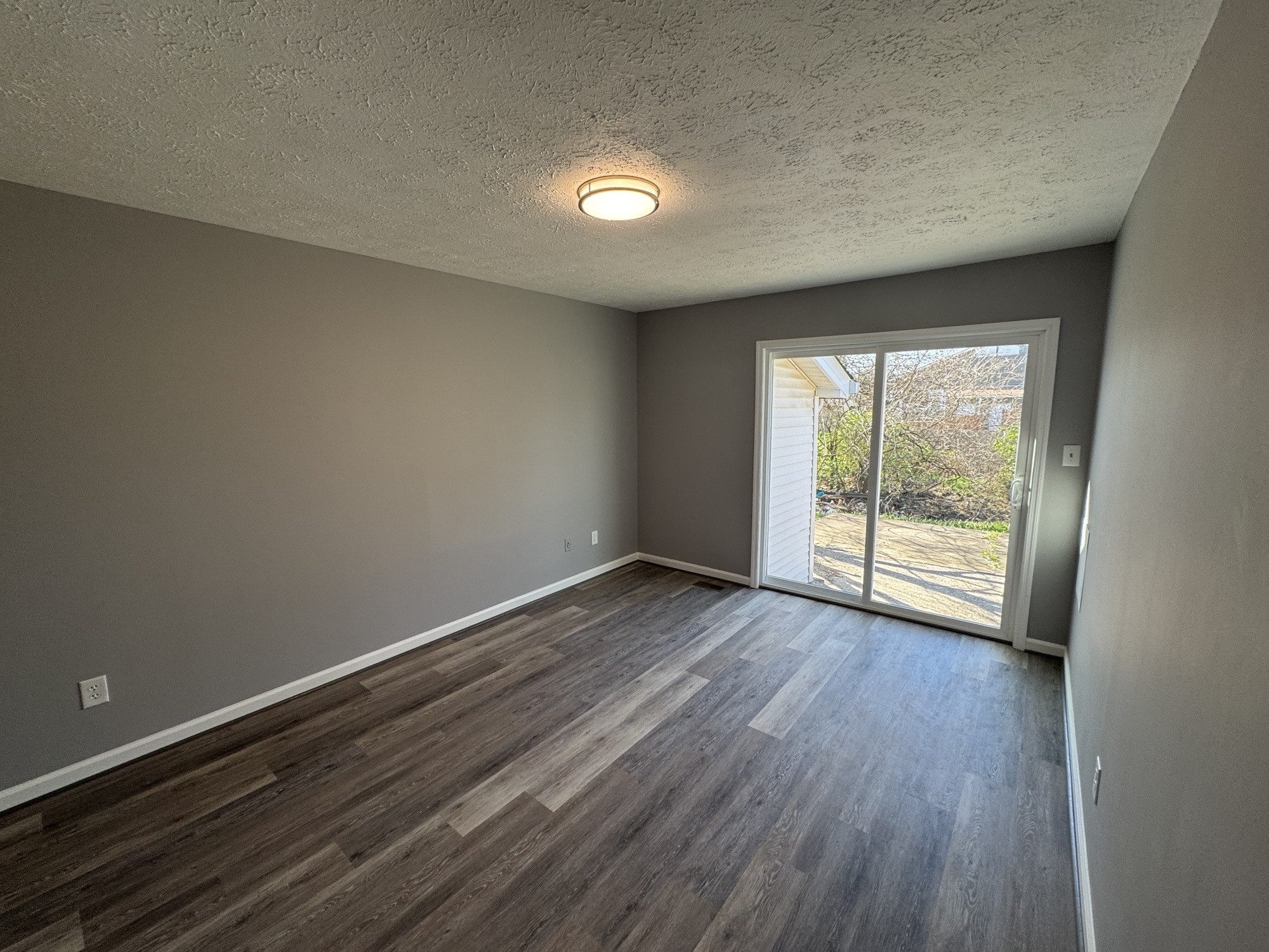 3216 Woodstock Drive Nashville TN 37207