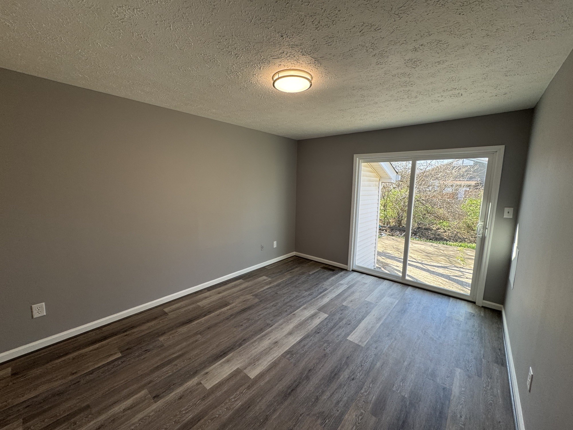 3216 Woodstock Drive Nashville TN 37207