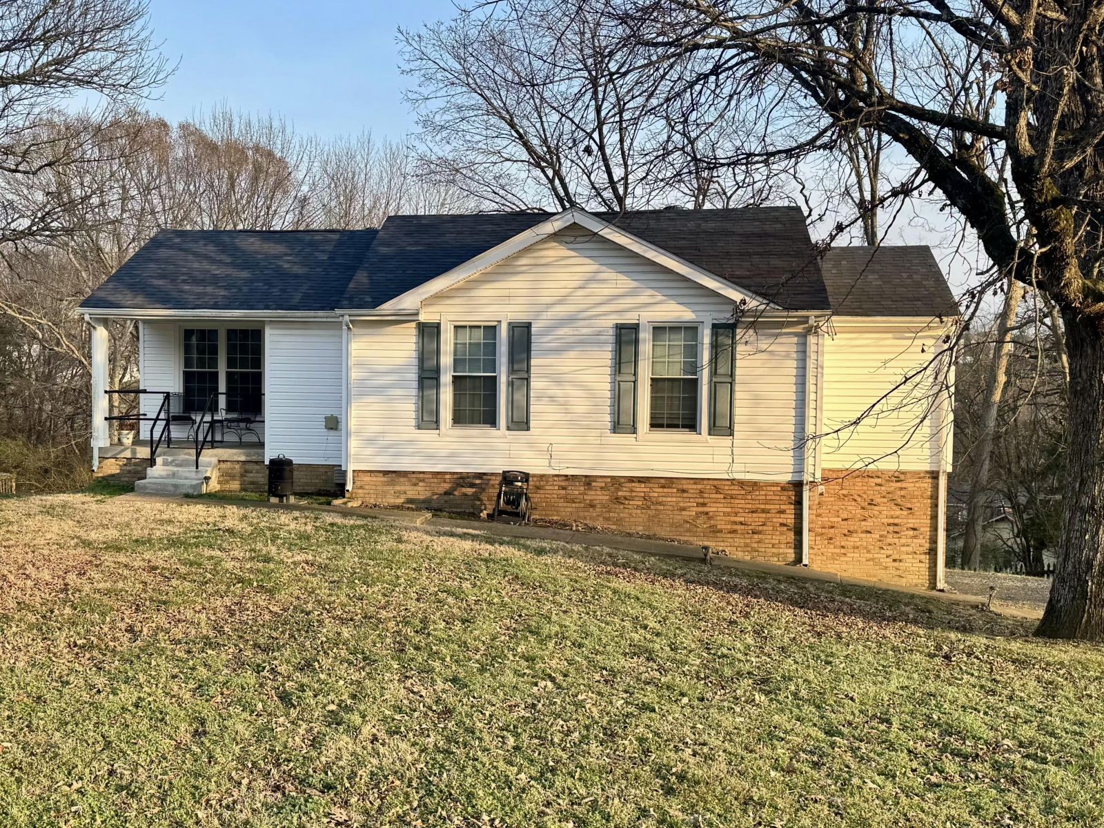 618 Debbie Drive Hermitage TN 37076