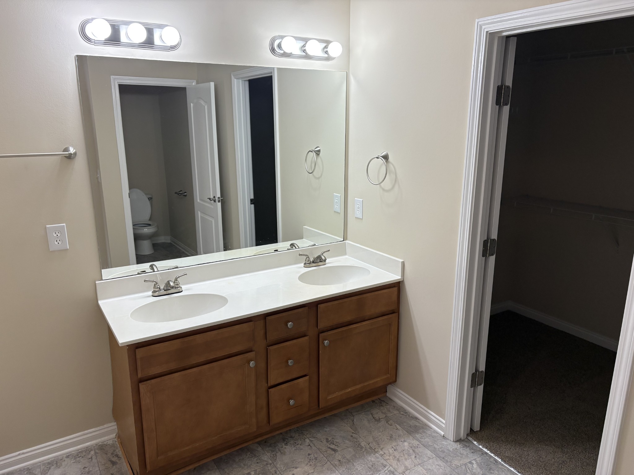 814 Sunset Point Mount Juliet TN 37122