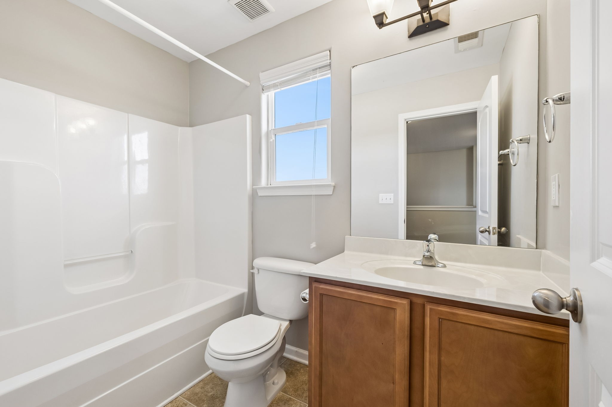 2307 Farrington Place Antioch TN 37013