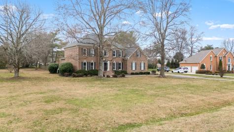 105 Kings Place Tullahoma TN 37388