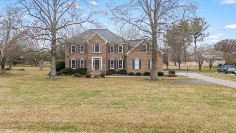 105 Kings Place Tullahoma TN 37388