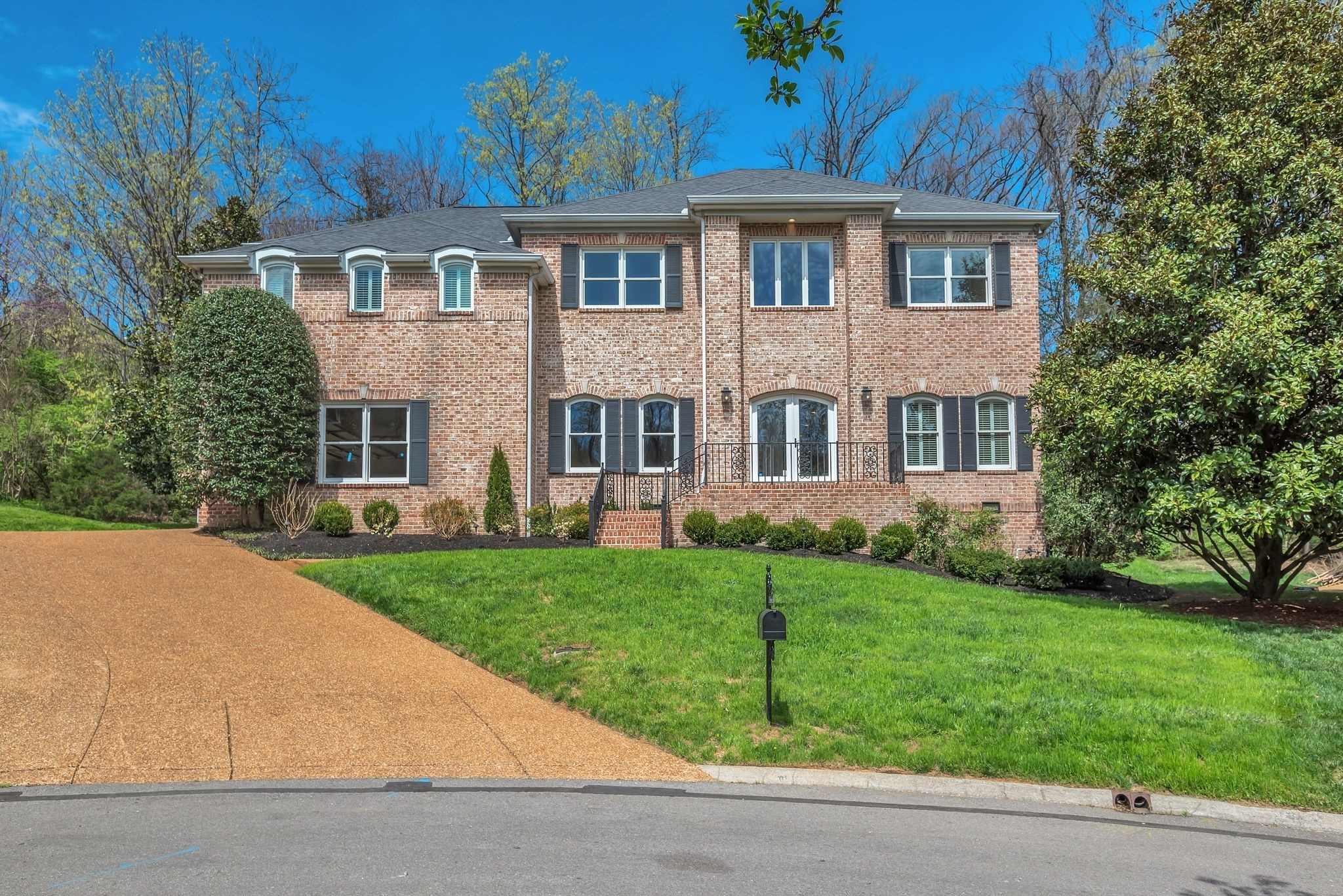 128 Abbeywood Drive Nashville TN 37215