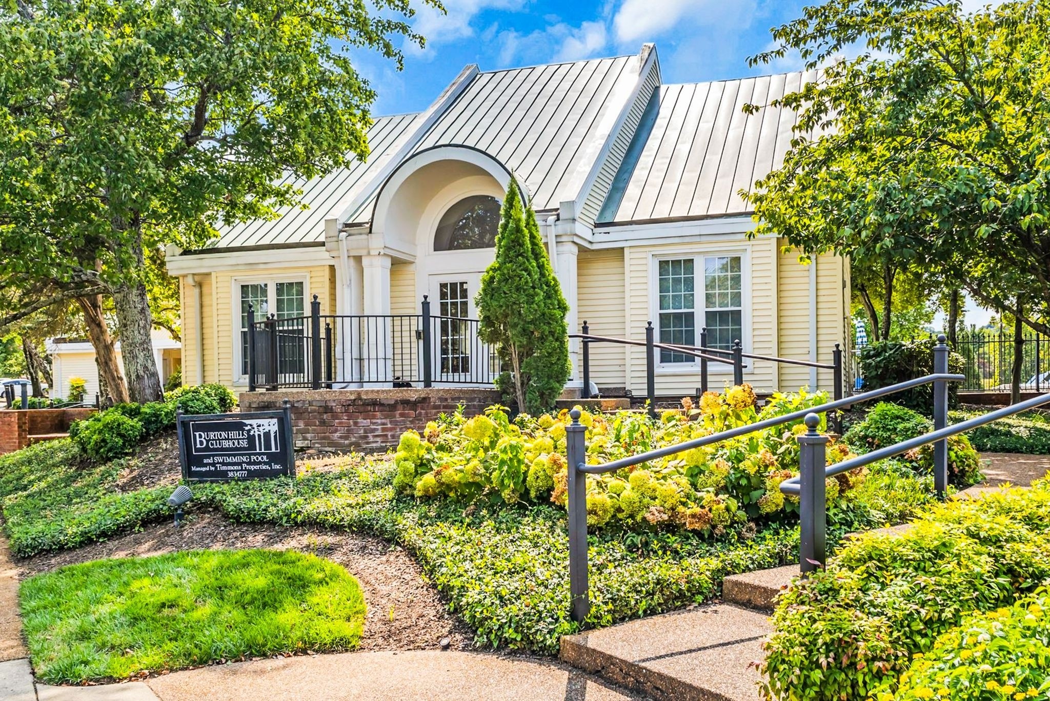 128 Abbeywood Drive Nashville TN 37215