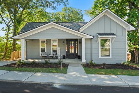 106 Poplar Street Dickson TN 37055