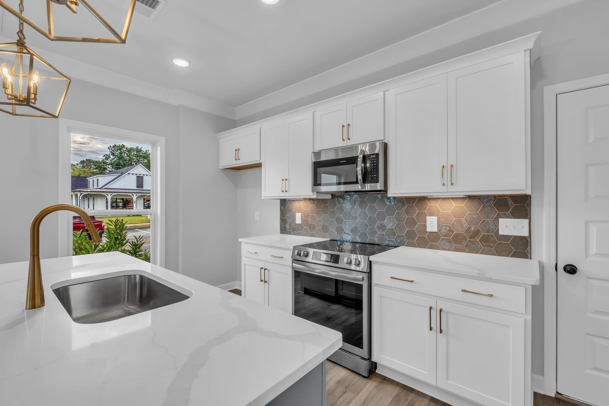 502 Mantes Alley Hendersonville TN 37075