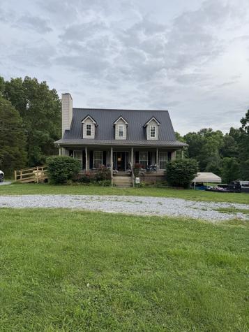 1695 Old Sylvia Road Dickson TN 37055