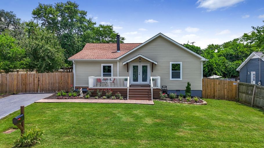 1001 Carriage Way Court Hermitage TN 37076