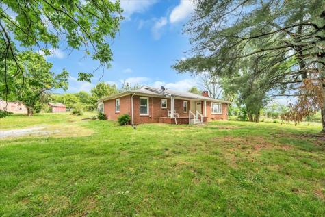 30 Jd Ring Road Hillsboro TN 37342