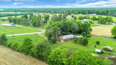 30 Jd Ring Road Hillsboro TN 37342