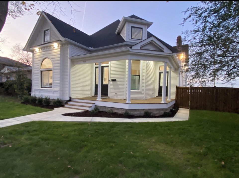949 Russell Street Nashville TN 37206