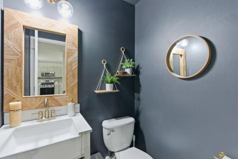 736 Gloucester Lane Nashville TN 37221