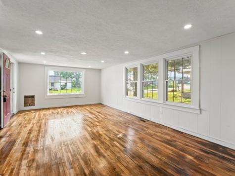 313 Tennessee Ave, S Cowan TN 37318