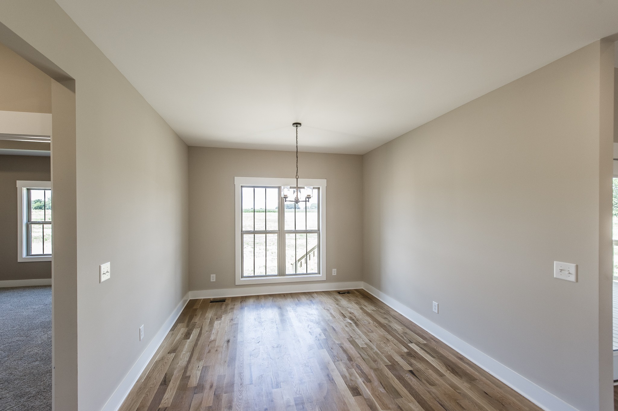 537 Clearview Road Cottontown TN 37048