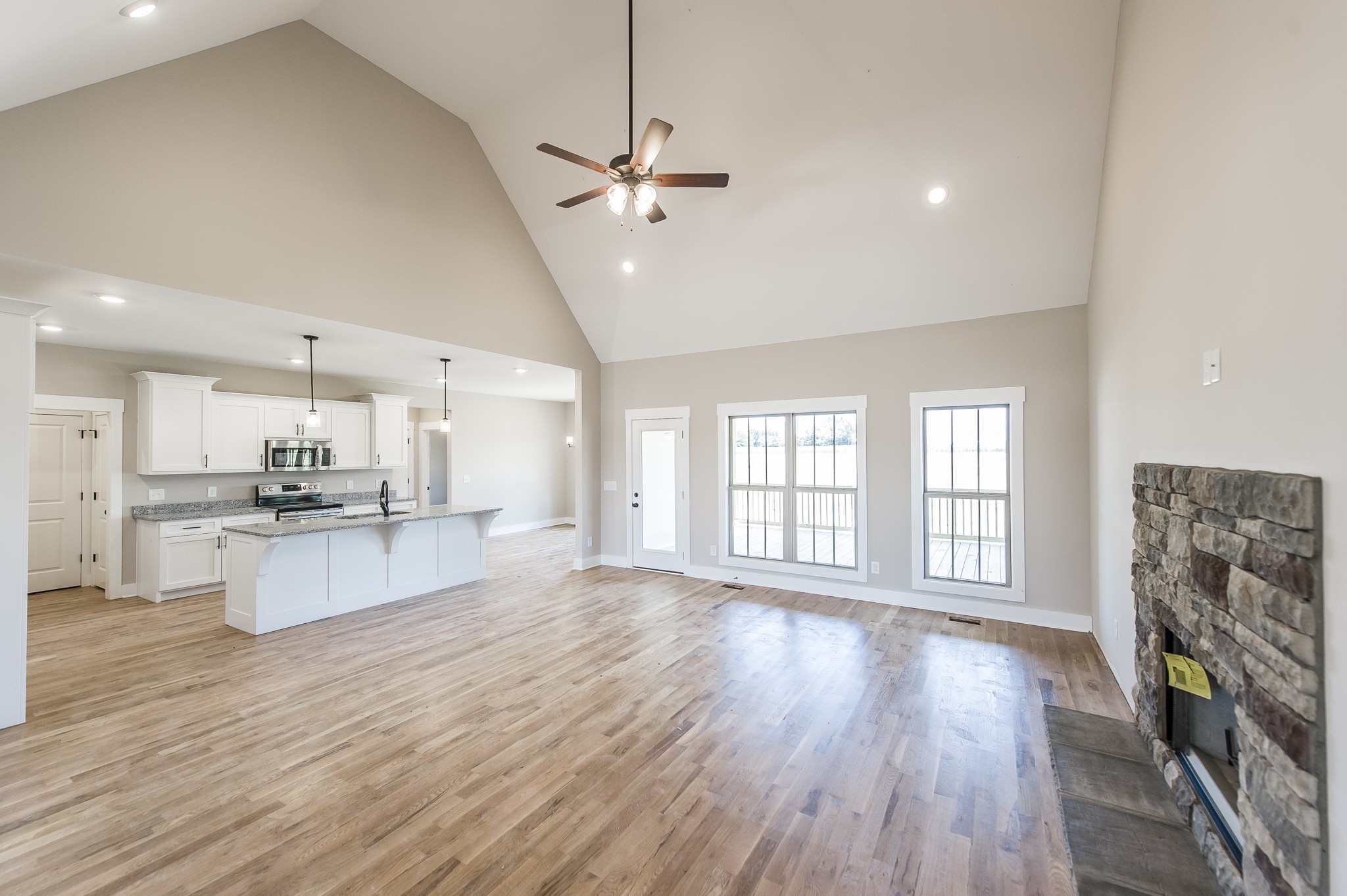 537 Clearview Road Cottontown TN 37048