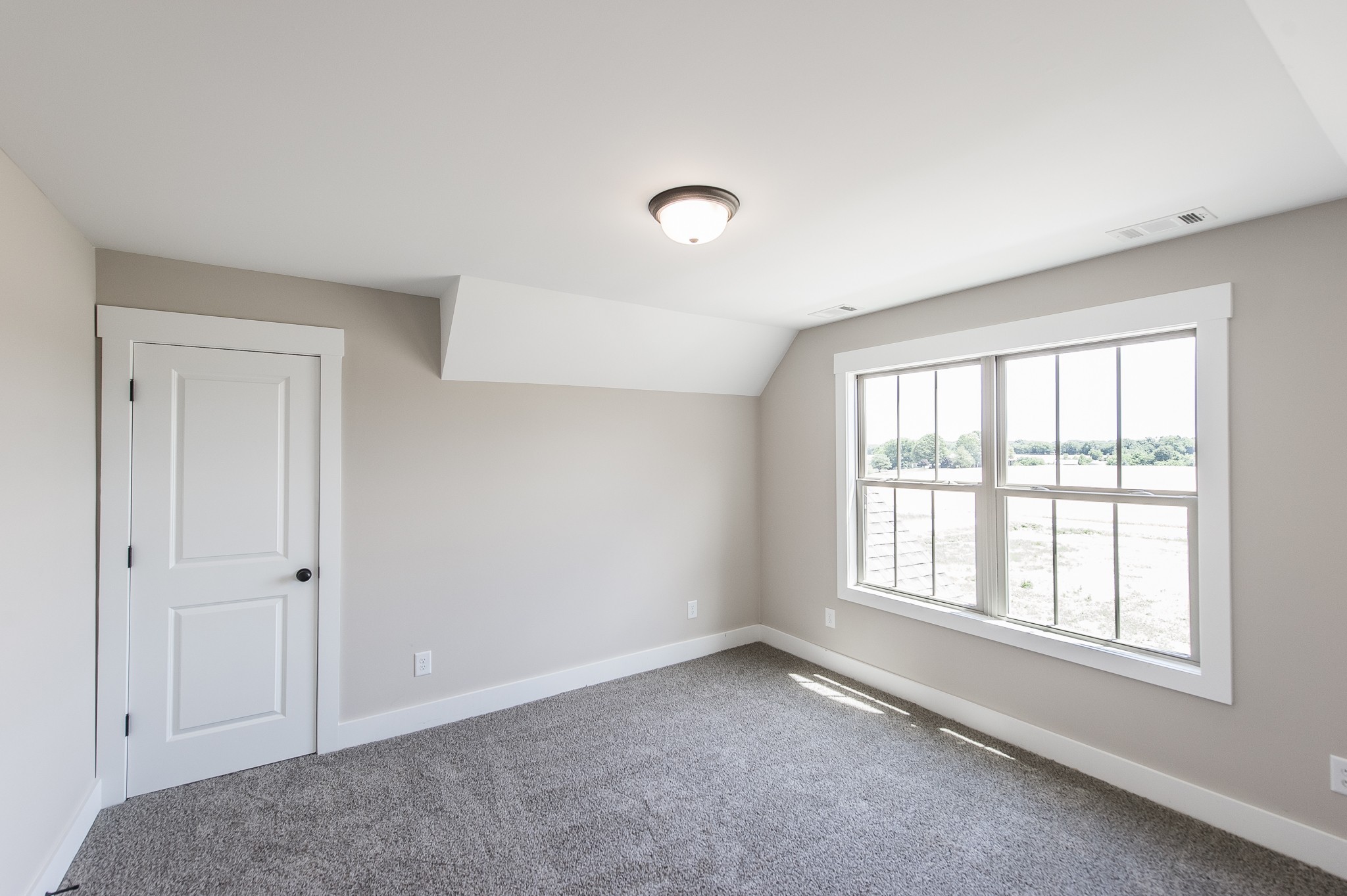 537 Clearview Road Cottontown TN 37048