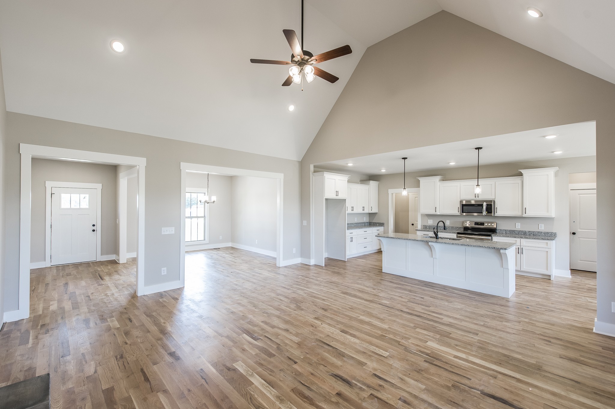 537 Clearview Road Cottontown TN 37048