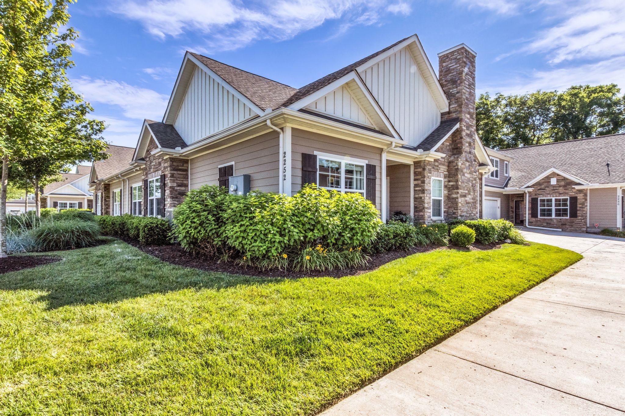 2252 Stonecenter Lane Murfreesboro TN 37128