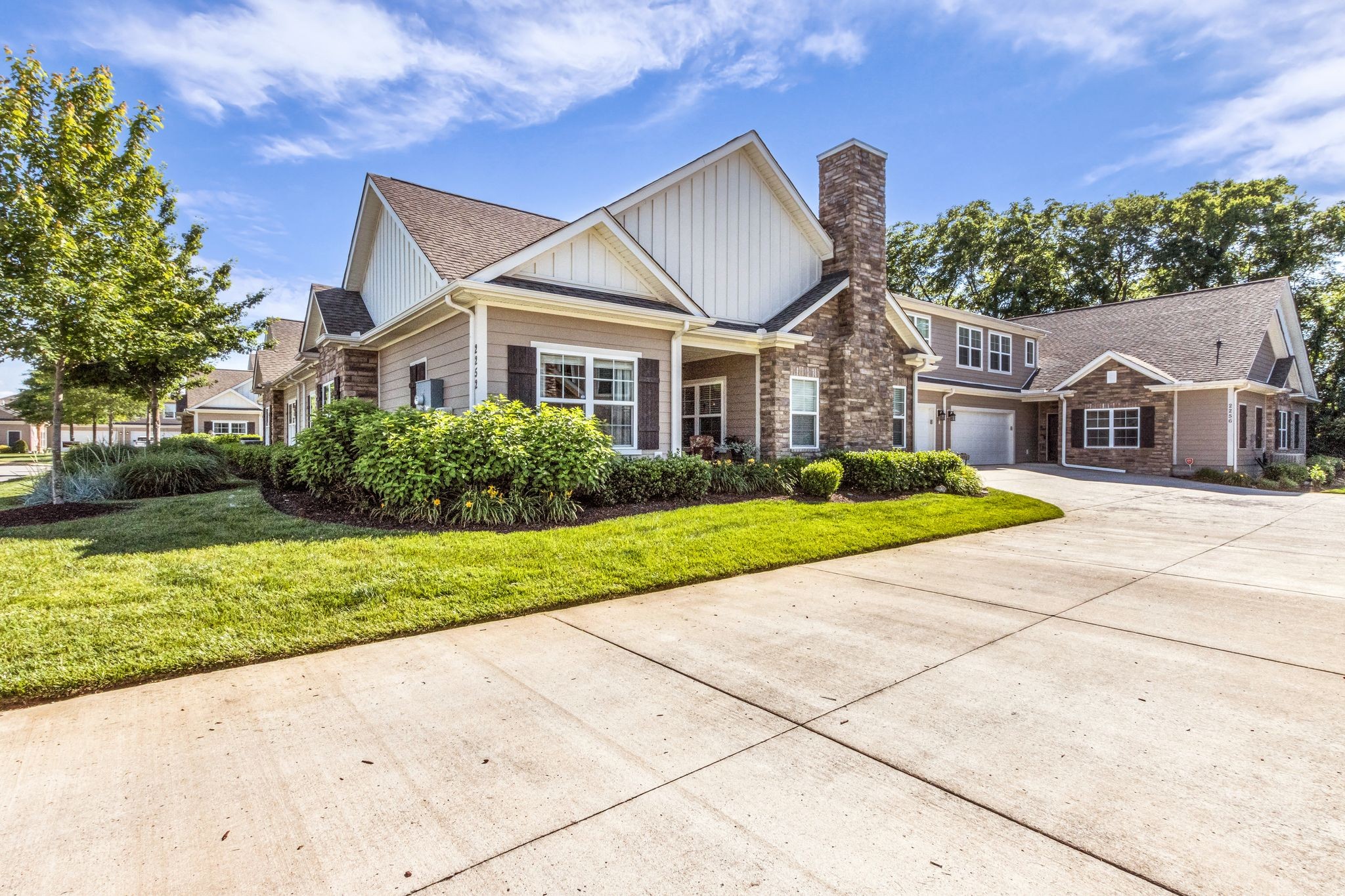 2252 Stonecenter Lane Murfreesboro TN 37128