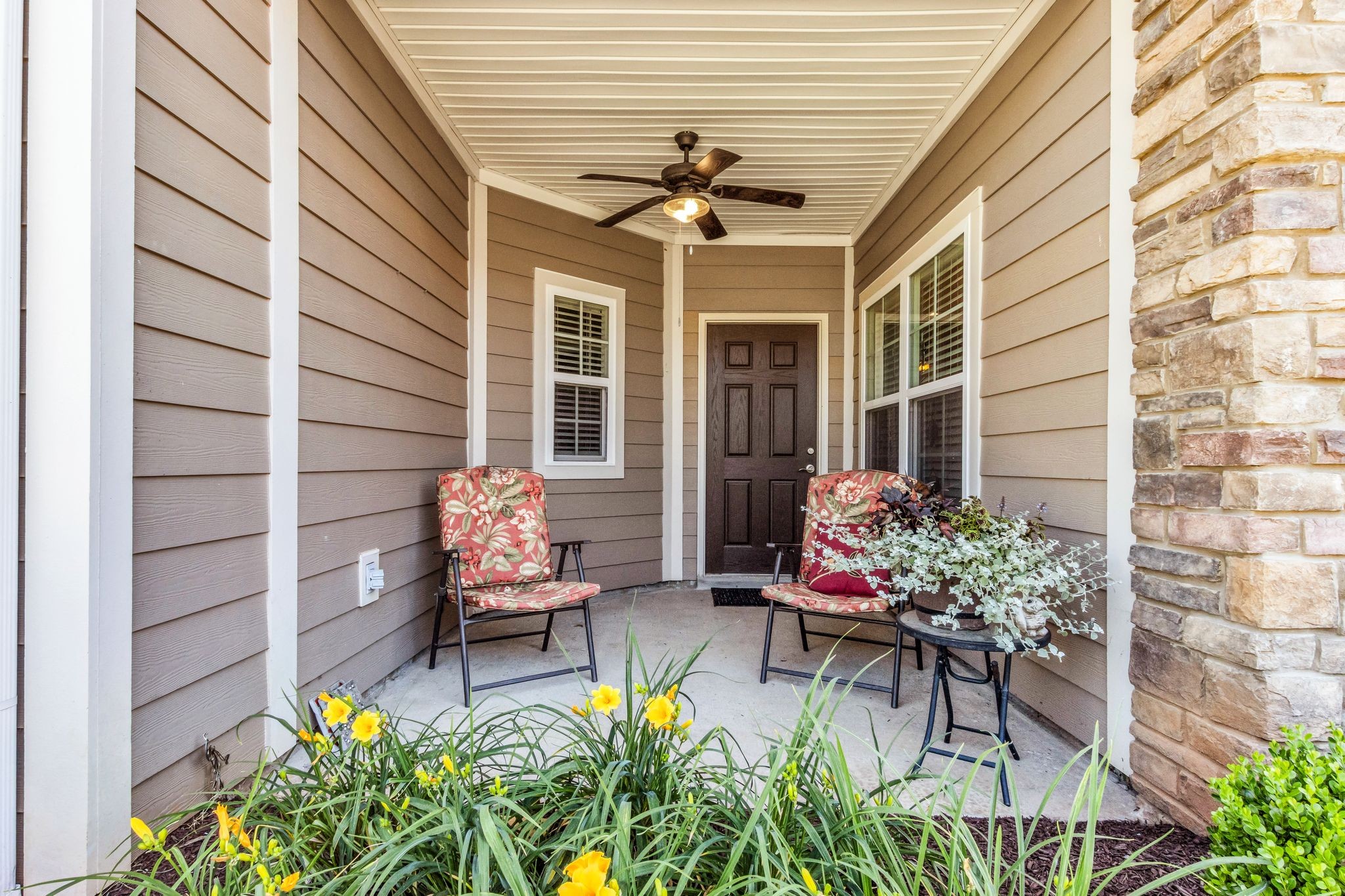 2252 Stonecenter Lane Murfreesboro TN 37128