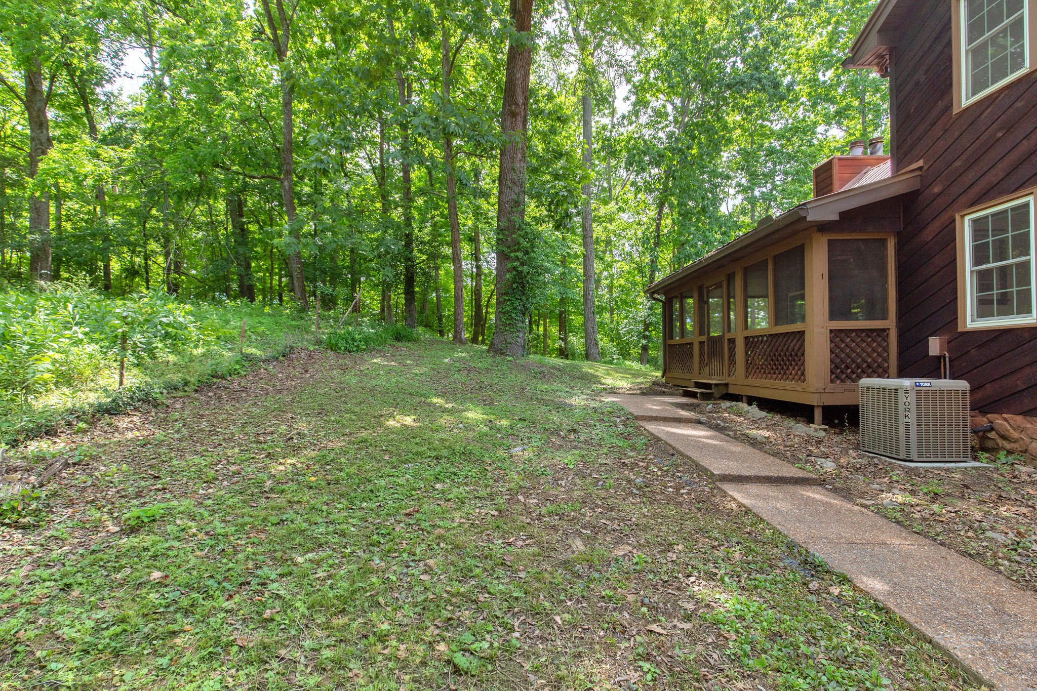 5050 Walkup Road Pegram TN 37143
