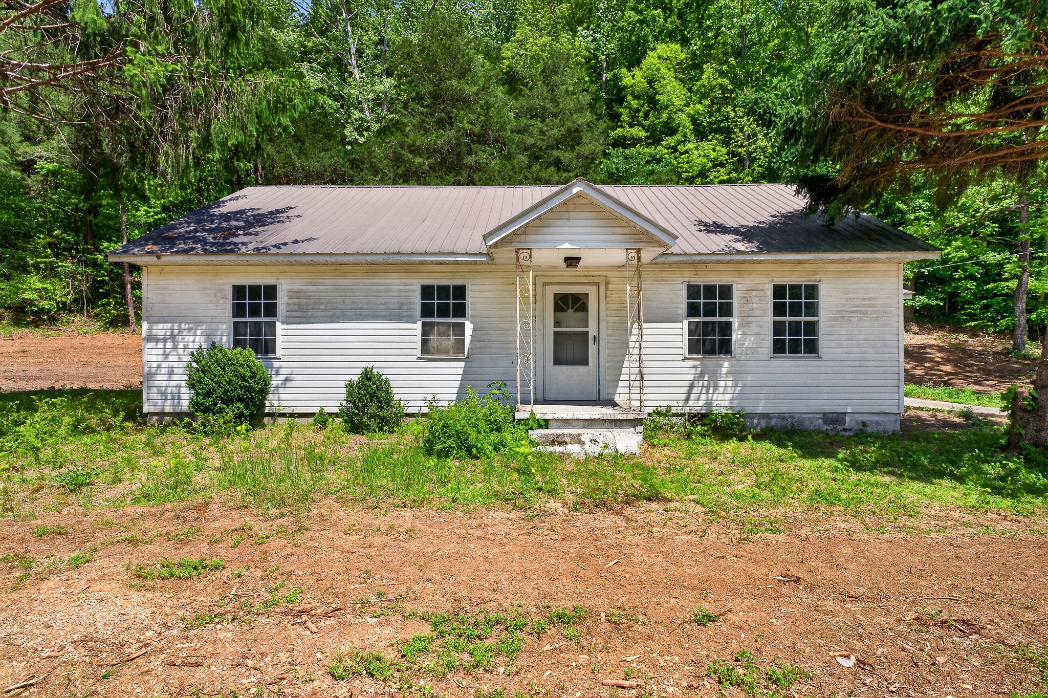 Whitleyville TN, 2176 Jennings Creek Highway