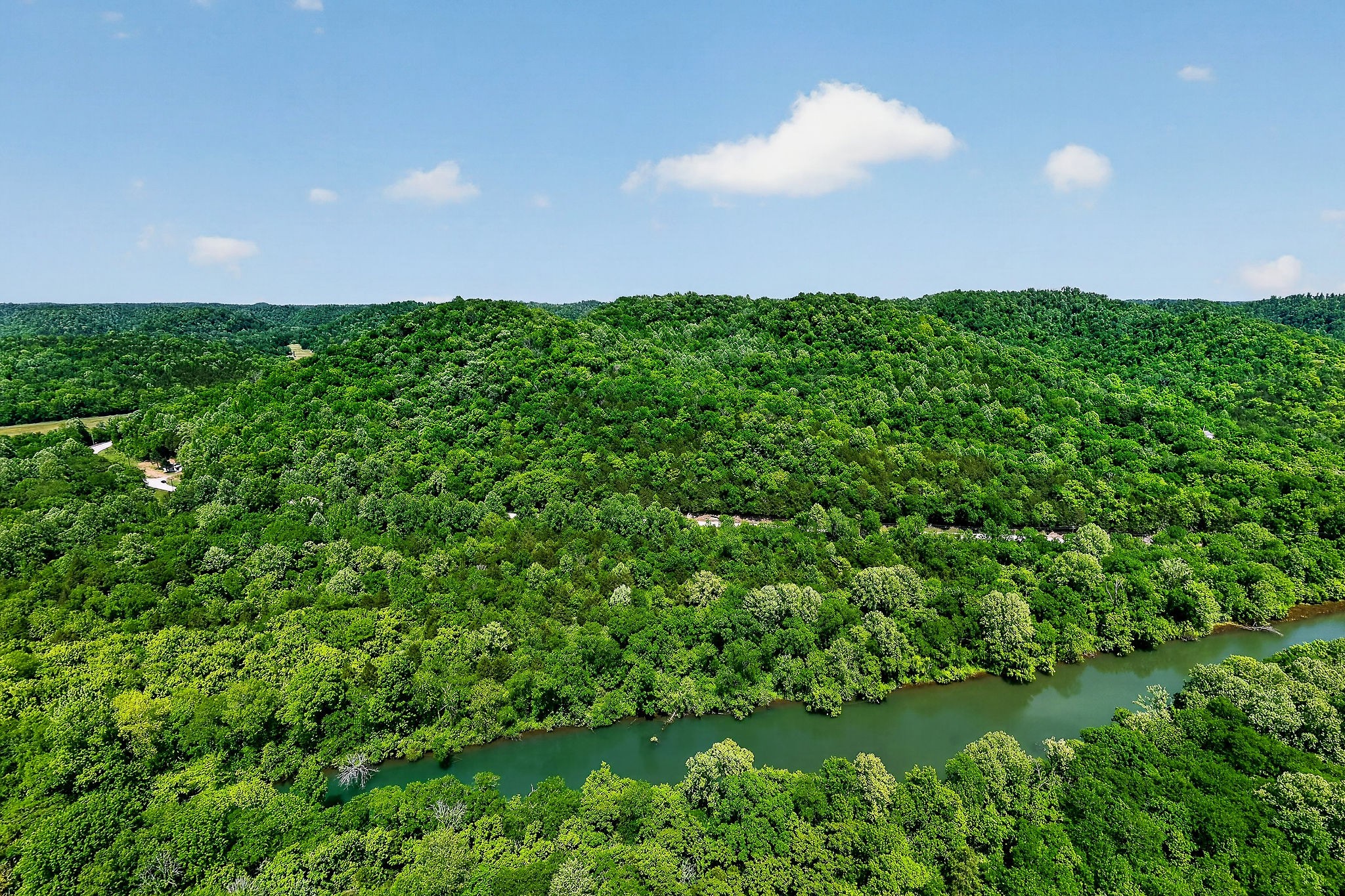 2176 Jennings Creek Highway Whitleyville TN 38588