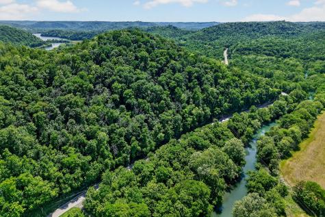 2176 Jennings Creek Highway Whitleyville TN 38588