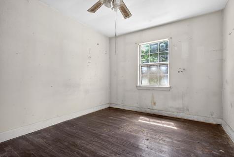 2176 Jennings Creek Highway Whitleyville TN 38588
