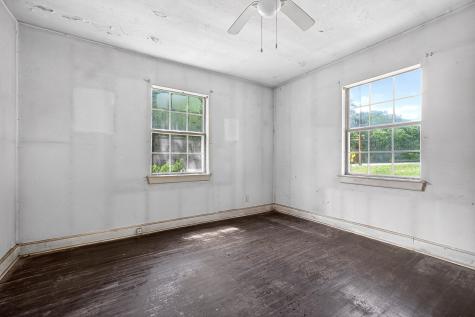 2176 Jennings Creek Highway Whitleyville TN 38588