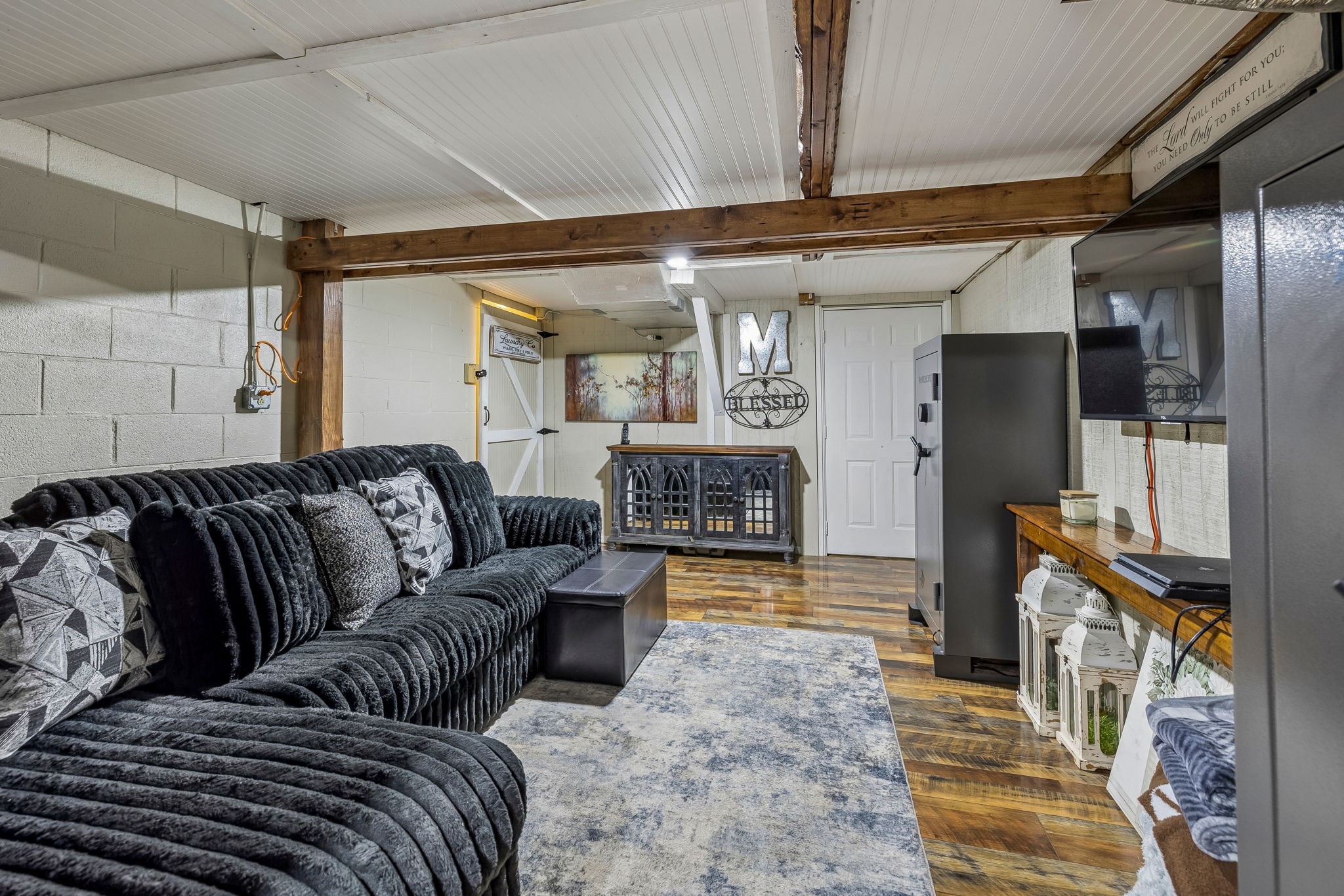 212 Bradford Hill Road, N Brush Creek TN 38547