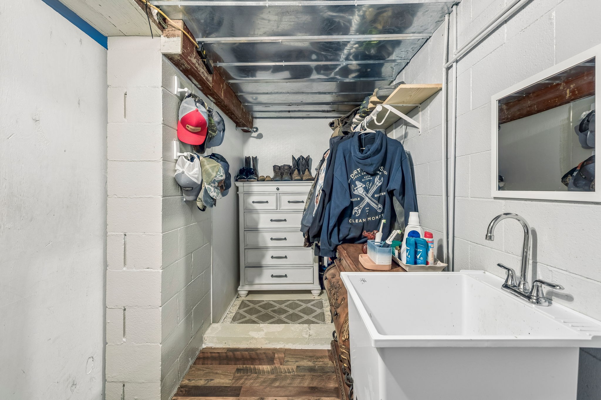 212 Bradford Hill Road, N Brush Creek TN 38547