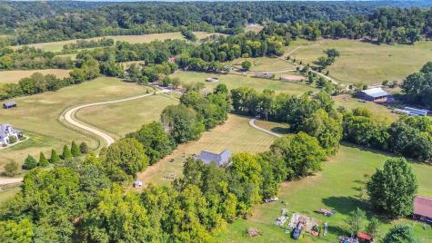 4291 Skelley Road Santa Fe TN 38482
