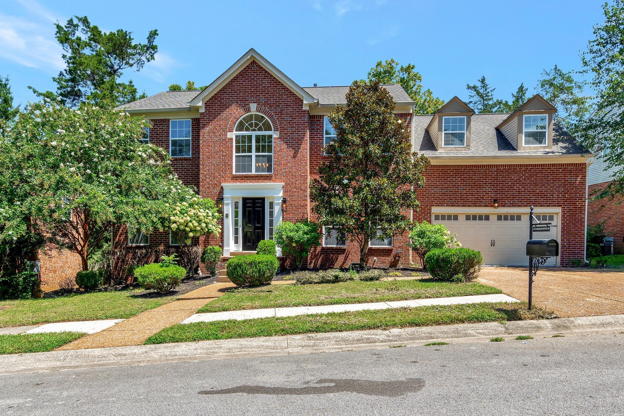 813 Chandler Grove Hermitage TN 37076