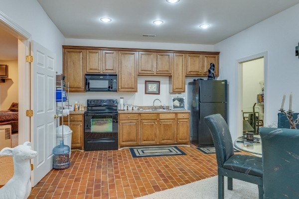 4664 New Cut Road Greenbrier TN 37073