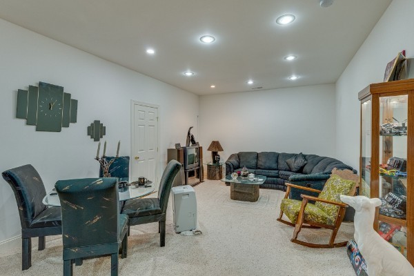 4664 New Cut Road Greenbrier TN 37073