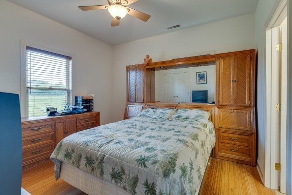 4664 New Cut Road Greenbrier TN 37073