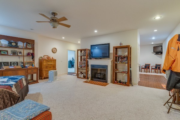 4664 New Cut Road Greenbrier TN 37073