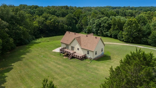 4664 New Cut Road Greenbrier TN 37073