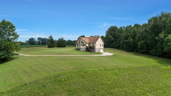 4664 New Cut Road Greenbrier TN 37073