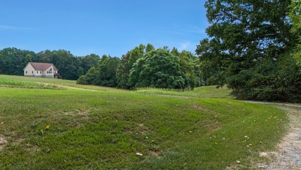 4664 New Cut Road Greenbrier TN 37073