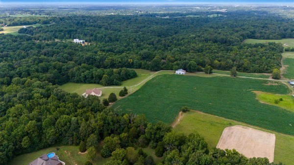 4664 New Cut Road Greenbrier TN 37073