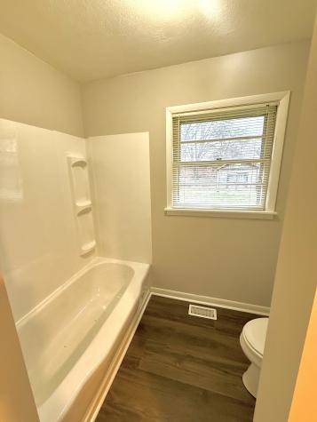 135 Donna Drive Hopkinsville KY 42240