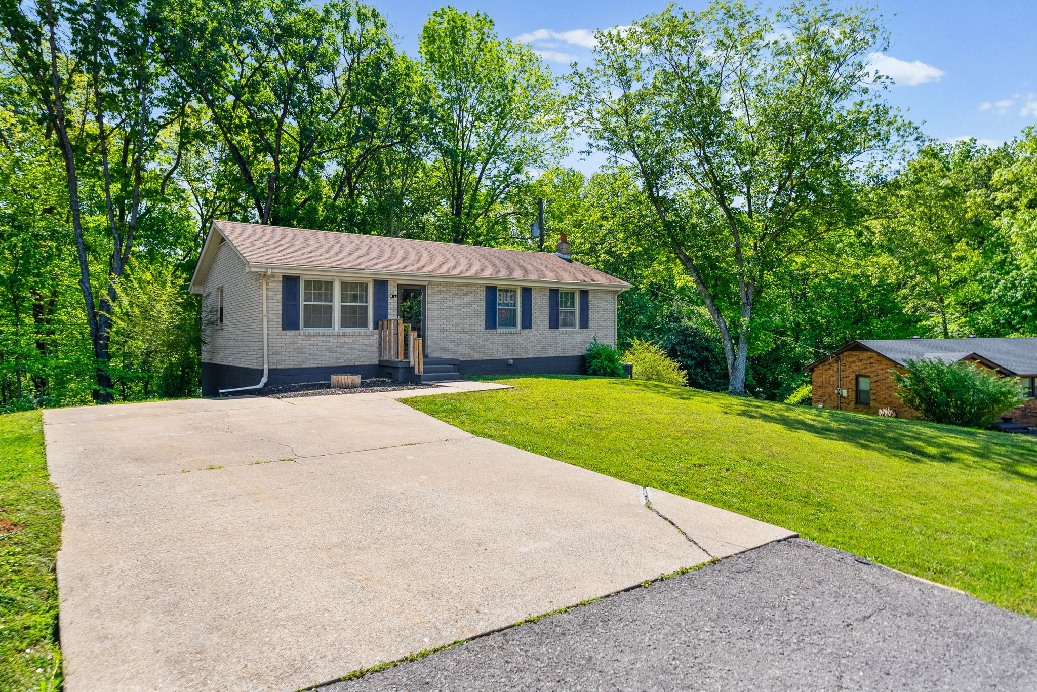 450 Oriole Circle Clarksville TN 37043