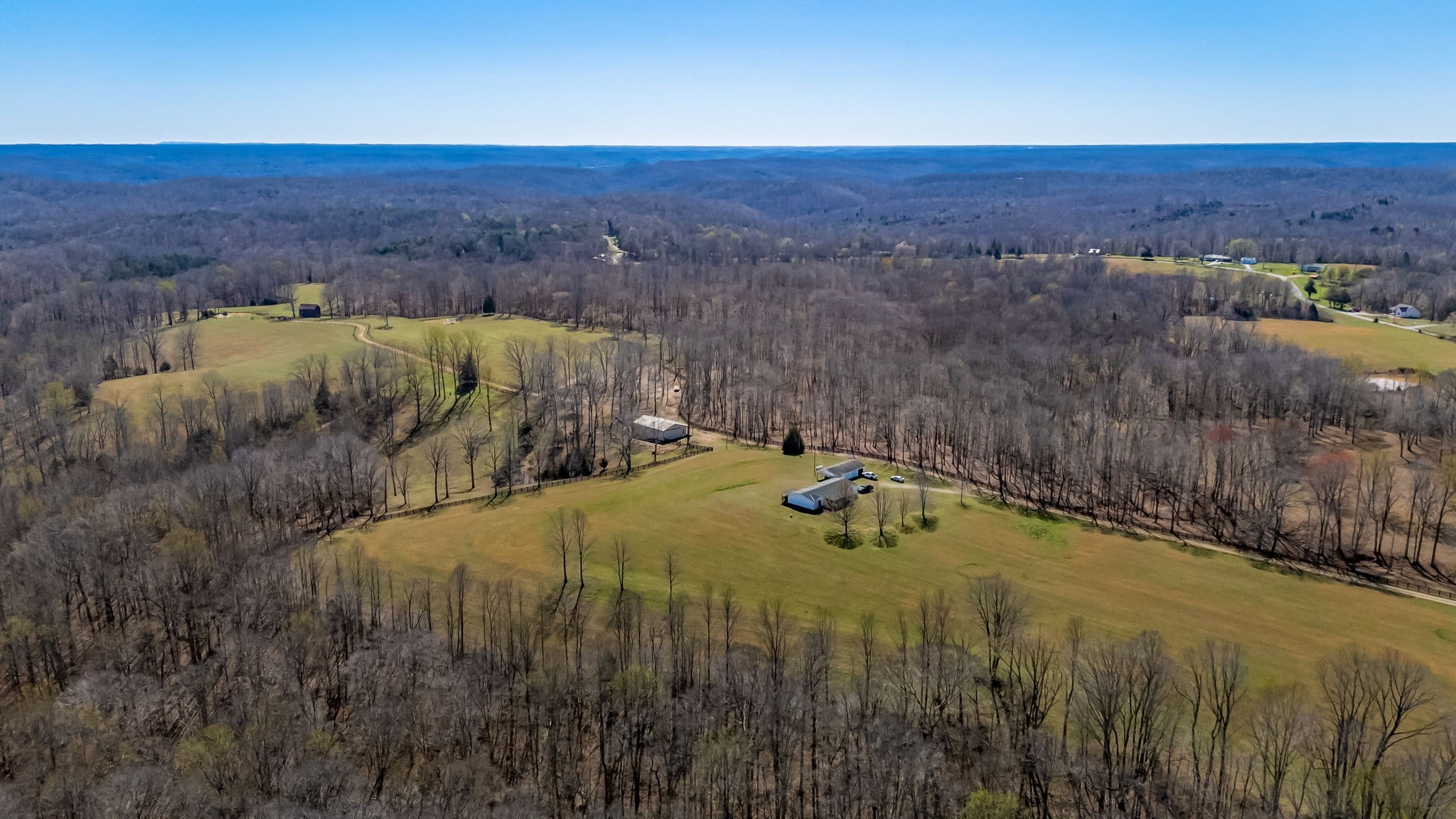 801 Collier Bend Road Charlotte TN 37036