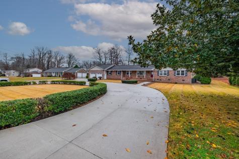 1727 Country Club Drive Tullahoma TN 37388