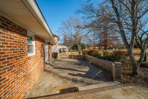 1727 Country Club Drive Tullahoma TN 37388