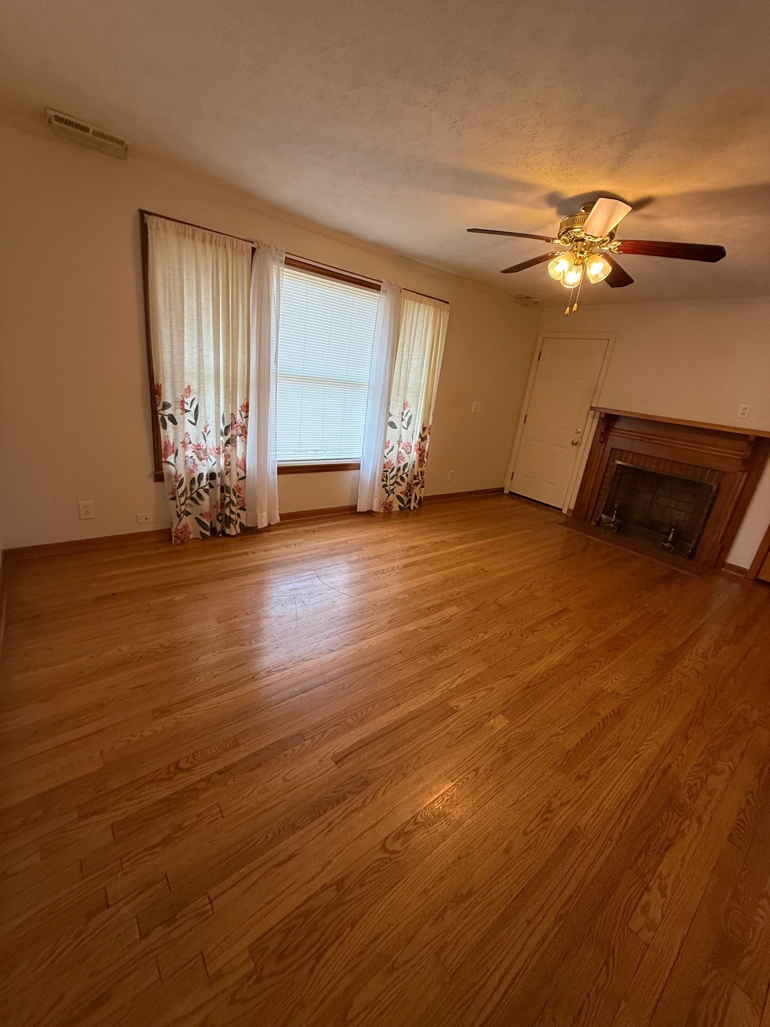 109 Duke Street Ashland City TN 37015